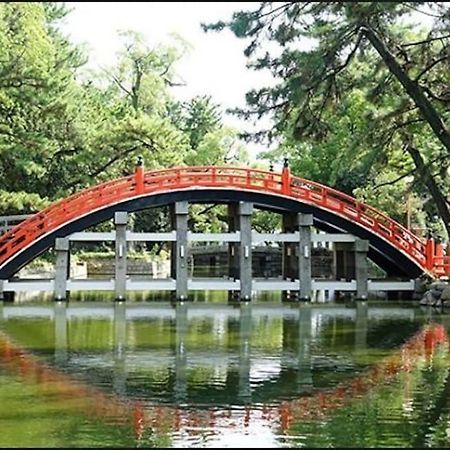 Bar併設の仕掛け満載忍者ハウス!Wi-Fi!天王寺電車で15分!帝塚山四丁目駅3メートル! Hotel โอซาก้า ภายนอก รูปภาพ